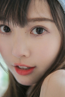 办公室的超短裙女教师美女